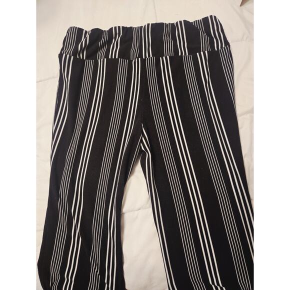 No Boundaries Super Flare Pants Stripes Black White Sz XL Tall Boho Retro - Picture 2 of 5